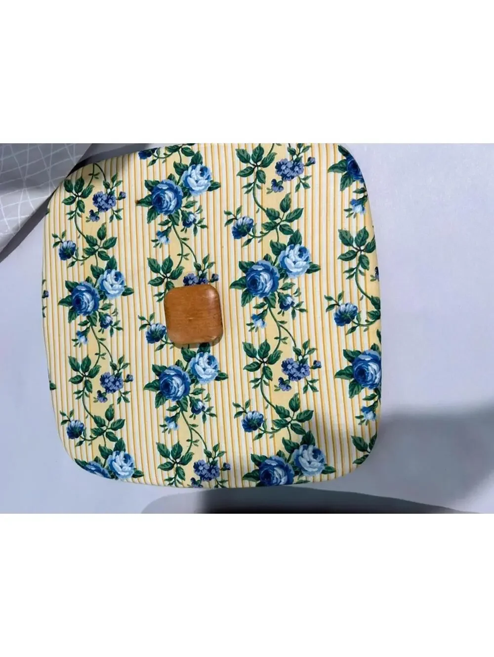 Vintage Floral Longaberger Cake Basket Lid with Wood Knob